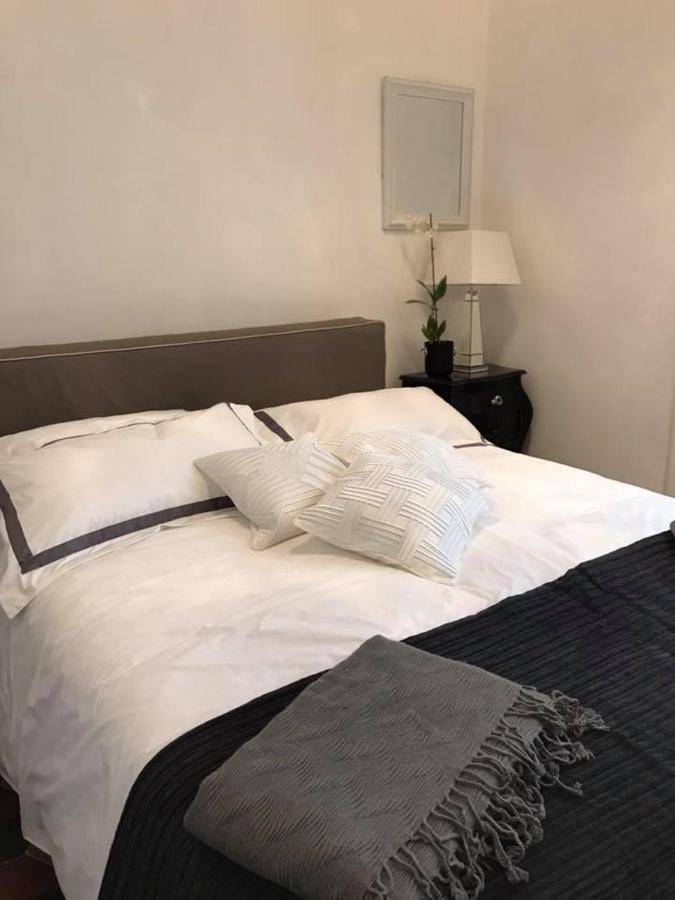 Mare Polignano A Mare Hotell Rum bild